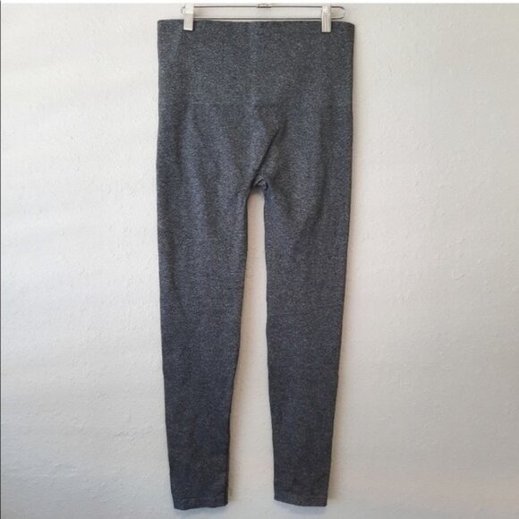 Spanx Gray Shapewear‎ Leggings Small​ - Picture 3 of 4